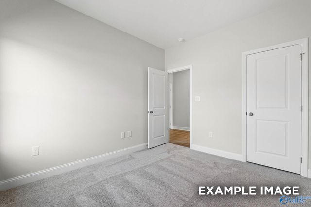 118 Luxor Avenue, Owens Cross Roads, AL 35763