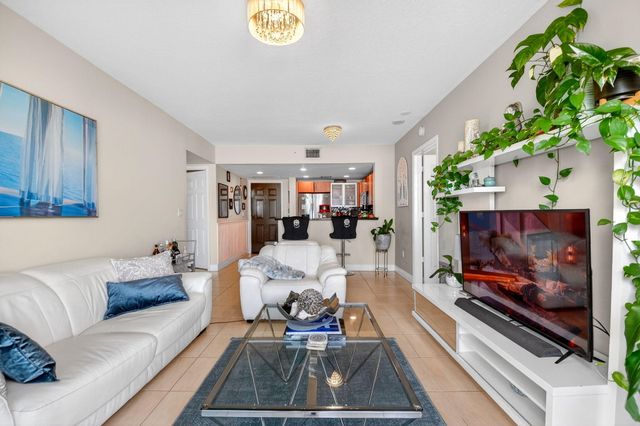 610 Clematis Street 608, West Palm Beach, FL 33401