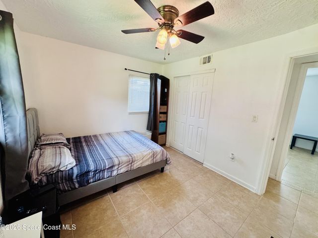 1812 Oakwood Drive, Melbourne, FL 32935
