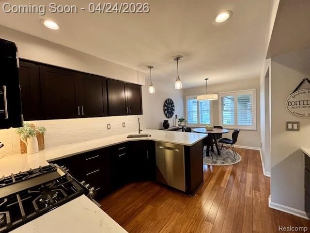 12306 Pinecrest Drive, Plymouth Charter Township, MI 48170