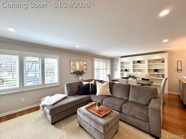 12306 Pinecrest Drive, Plymouth Charter Township, MI 48170