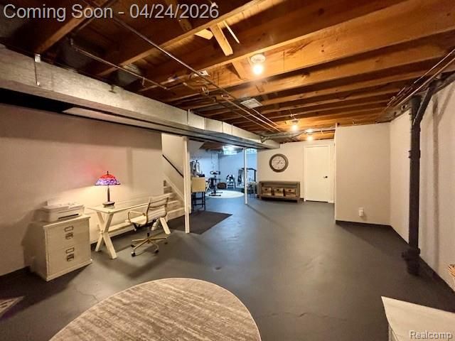 12306 Pinecrest Drive, Plymouth Charter Township, MI 48170