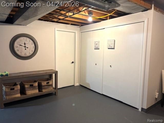 12306 Pinecrest Drive, Plymouth Charter Township, MI 48170