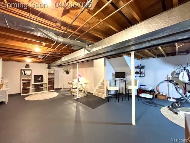 12306 Pinecrest Drive, Plymouth Charter Township, MI 48170