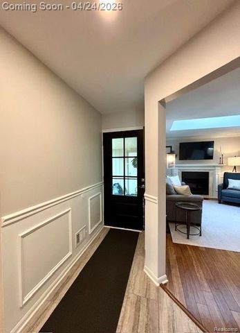 12306 Pinecrest Drive, Plymouth Charter Township, MI 48170