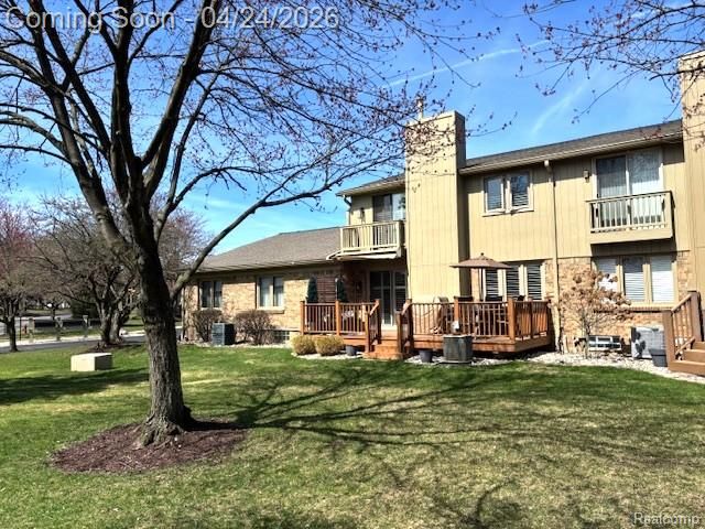 12306 Pinecrest Drive, Plymouth Charter Township, MI 48170
