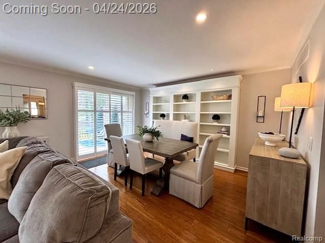 12306 Pinecrest Drive, Plymouth Charter Township, MI 48170