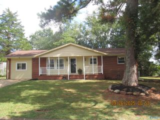 6202 Valley Park Drive, Huntsville, AL 35810