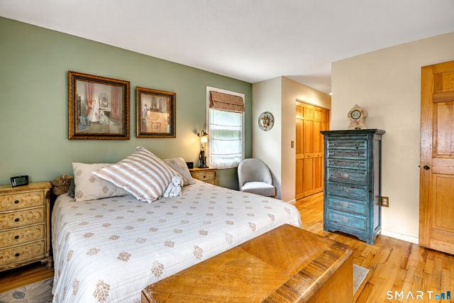 25 Booth Terrace, Hamden, CT 06518