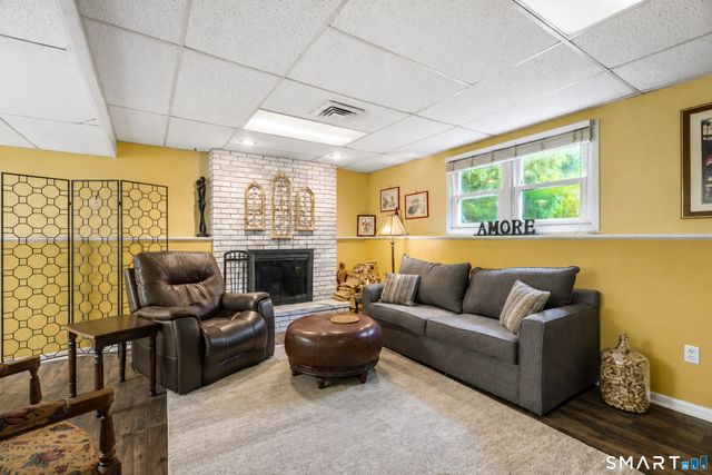 25 Booth Terrace, Hamden, CT 06518