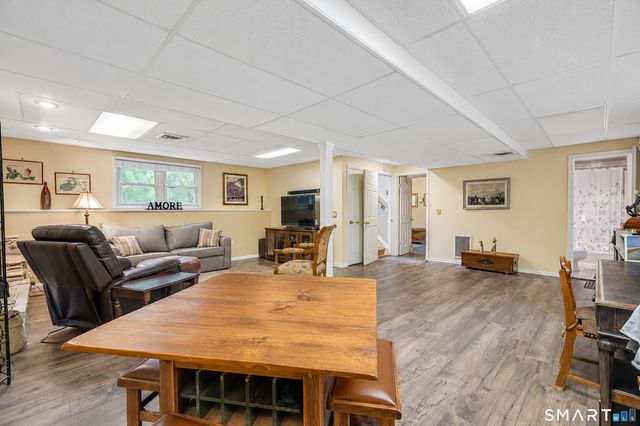 25 Booth Terrace, Hamden, CT 06518