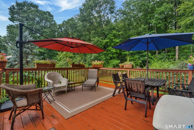 25 Booth Terrace, Hamden, CT 06518