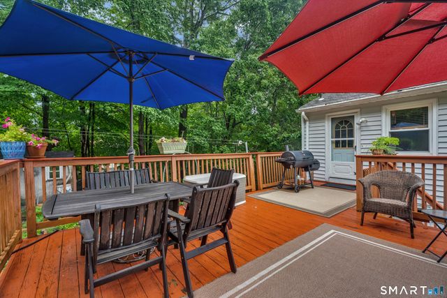 25 Booth Terrace, Hamden, CT 06518
