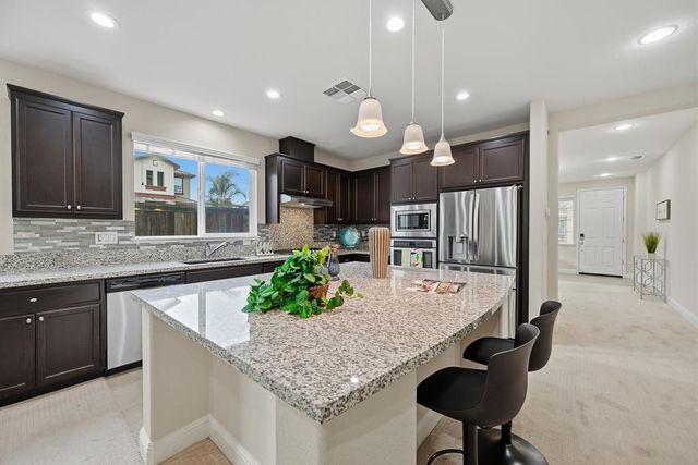 2484 Vernal Dr, Bay Point, CA 94565