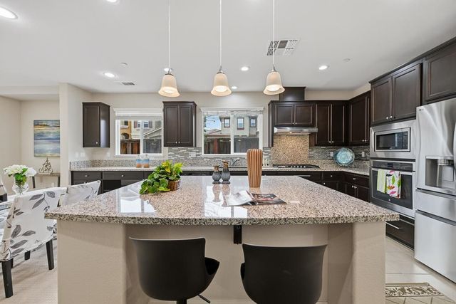 2484 Vernal Dr, Bay Point, CA 94565