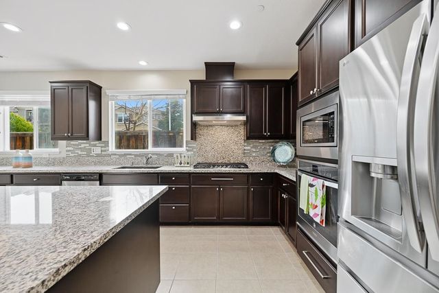 2484 Vernal Dr, Bay Point, CA 94565