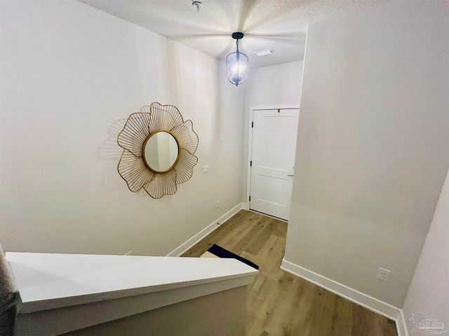 1932 Highland Ridge Ct 9B, Pensacola, FL 32534