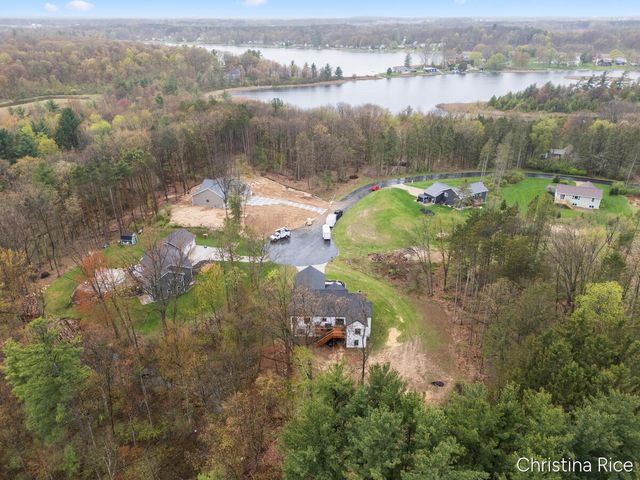 17130 Spruce Cove Trail NE, Gowen, MI 49326