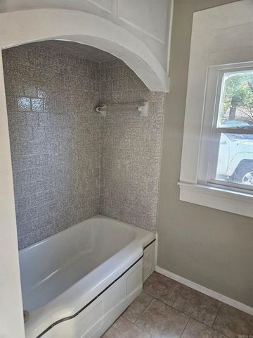 527 E 2nd South Street, Prescott, AR 71857