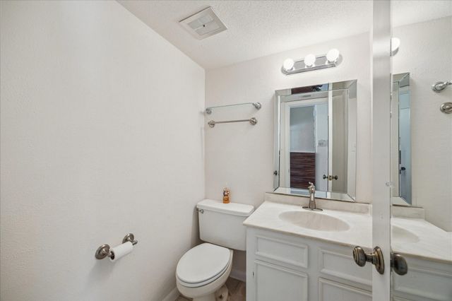 10147 Beekman Place Drive, Houston, TX 77043