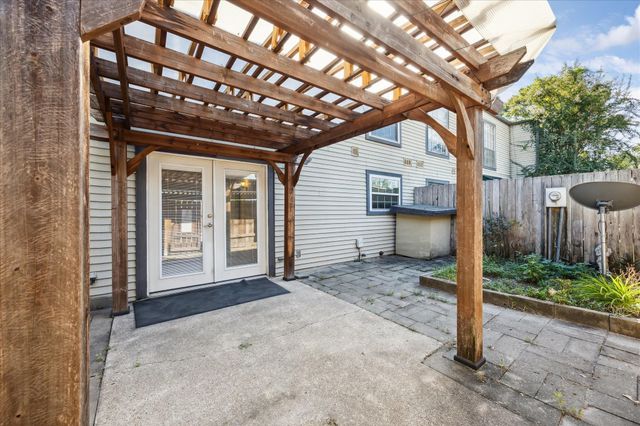 10147 Beekman Place Drive, Houston, TX 77043