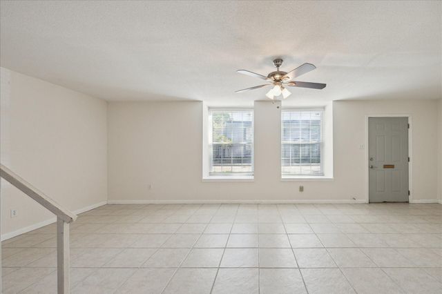 10147 Beekman Place Drive, Houston, TX 77043