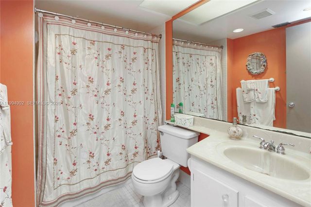 1501 SW 134th Way 212D, Pembroke Pines, FL 33027