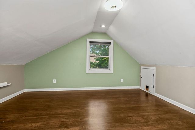5225 Brookwood Avenue, Kansas City, MO 64130
