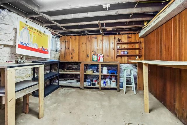 5225 Brookwood Avenue, Kansas City, MO 64130