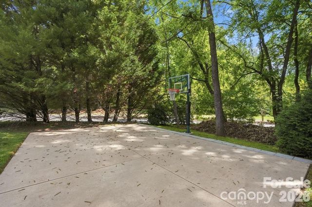 1401 Tara Plantation Boulevard, Wesley Chapel, NC 28110