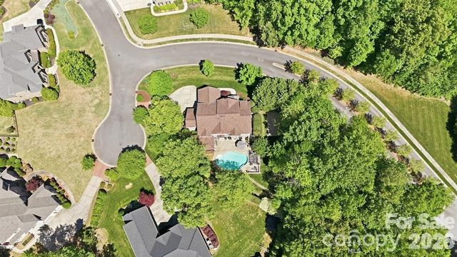 1401 Tara Plantation Boulevard, Wesley Chapel, NC 28110