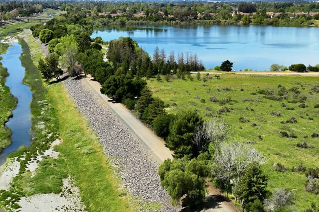 2896 Barrington Terrace, Fremont, CA 94536