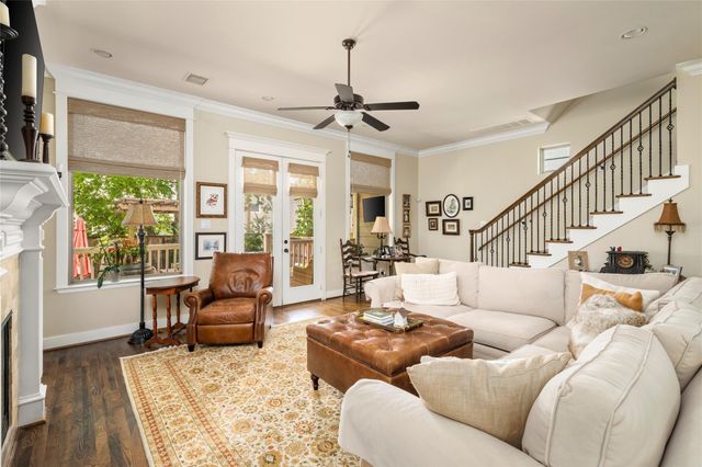 412 W 25th Street, Houston, TX 77008