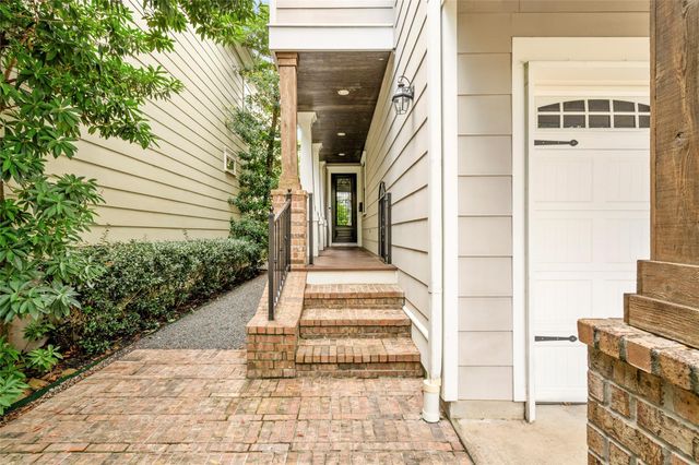412 W 25th Street, Houston, TX 77008