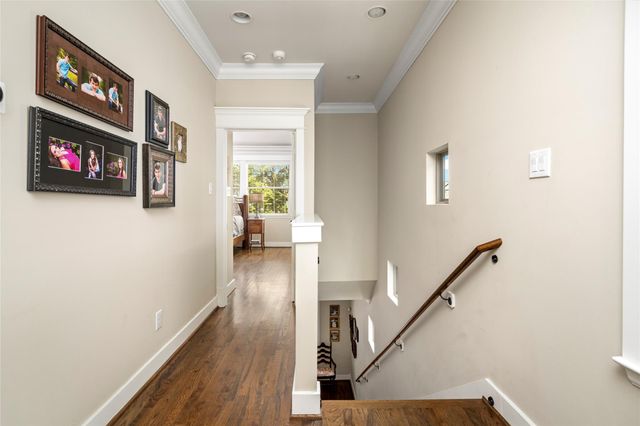 412 W 25th Street, Houston, TX 77008