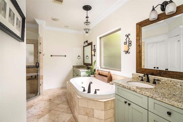 412 W 25th Street, Houston, TX 77008