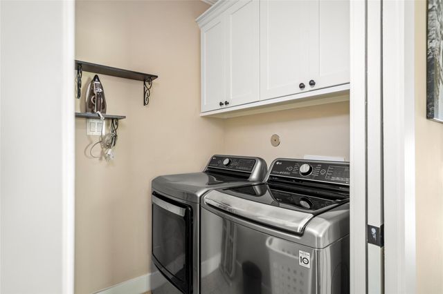 412 W 25th Street, Houston, TX 77008