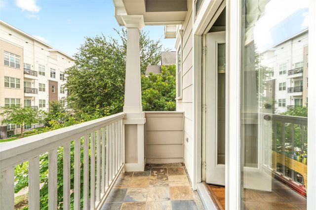 412 W 25th Street, Houston, TX 77008