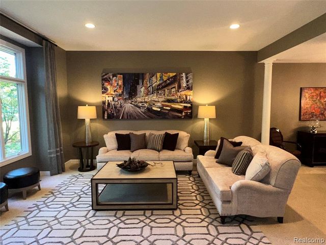 9112 Roger Scott Trail, Brighton, MI 48116