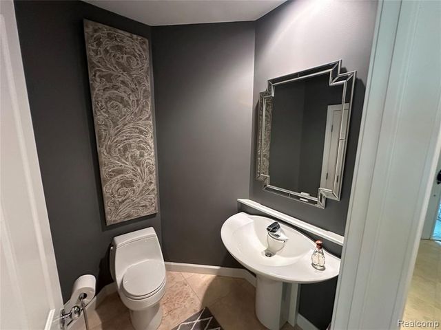 9112 Roger Scott Trail, Brighton, MI 48116