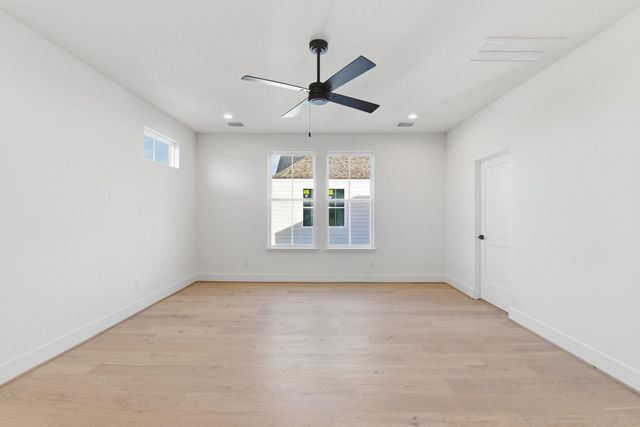 2212 Lou Ellen Lane A, Houston, TX 77018