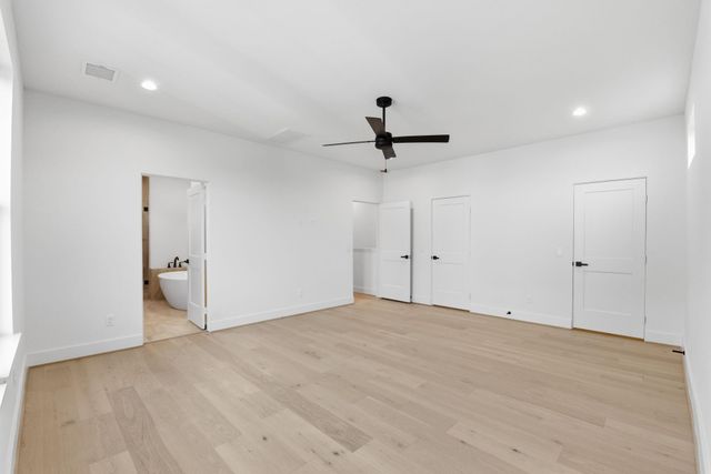 2212 Lou Ellen Lane A, Houston, TX 77018