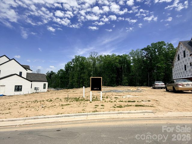 1425 Samuel Spencer Parkway 5, Davidson, NC 28036