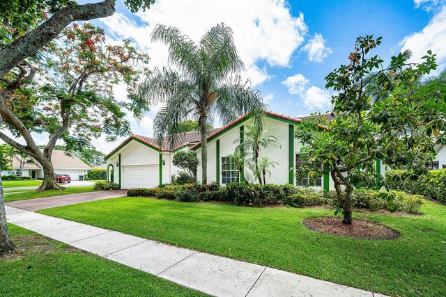 2601 NW 27th Terrace, Boca Raton, FL 33434