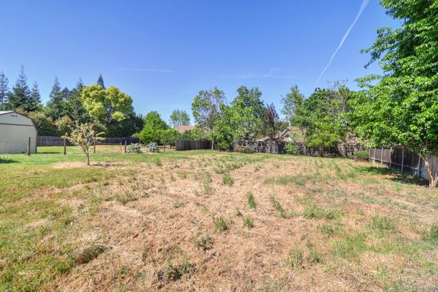 5531 Cypress Avenue, Carmichael, CA 95608