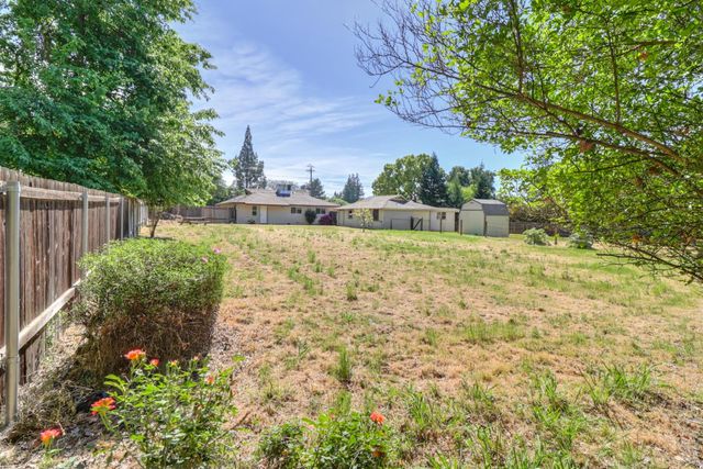 5531 Cypress Avenue, Carmichael, CA 95608