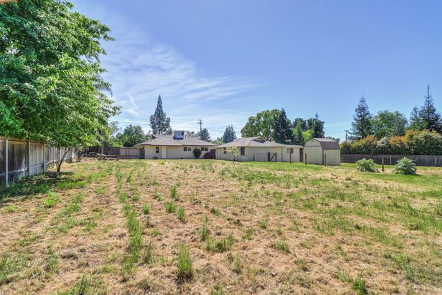 5531 Cypress Avenue, Carmichael, CA 95608