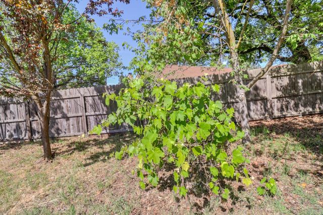 5531 Cypress Avenue, Carmichael, CA 95608