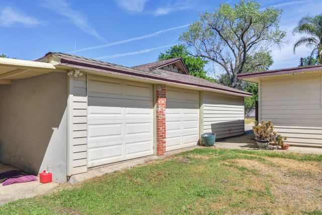 5531 Cypress Avenue, Carmichael, CA 95608