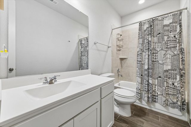 1514 Canter Bayou Way, Houston, TX 77043